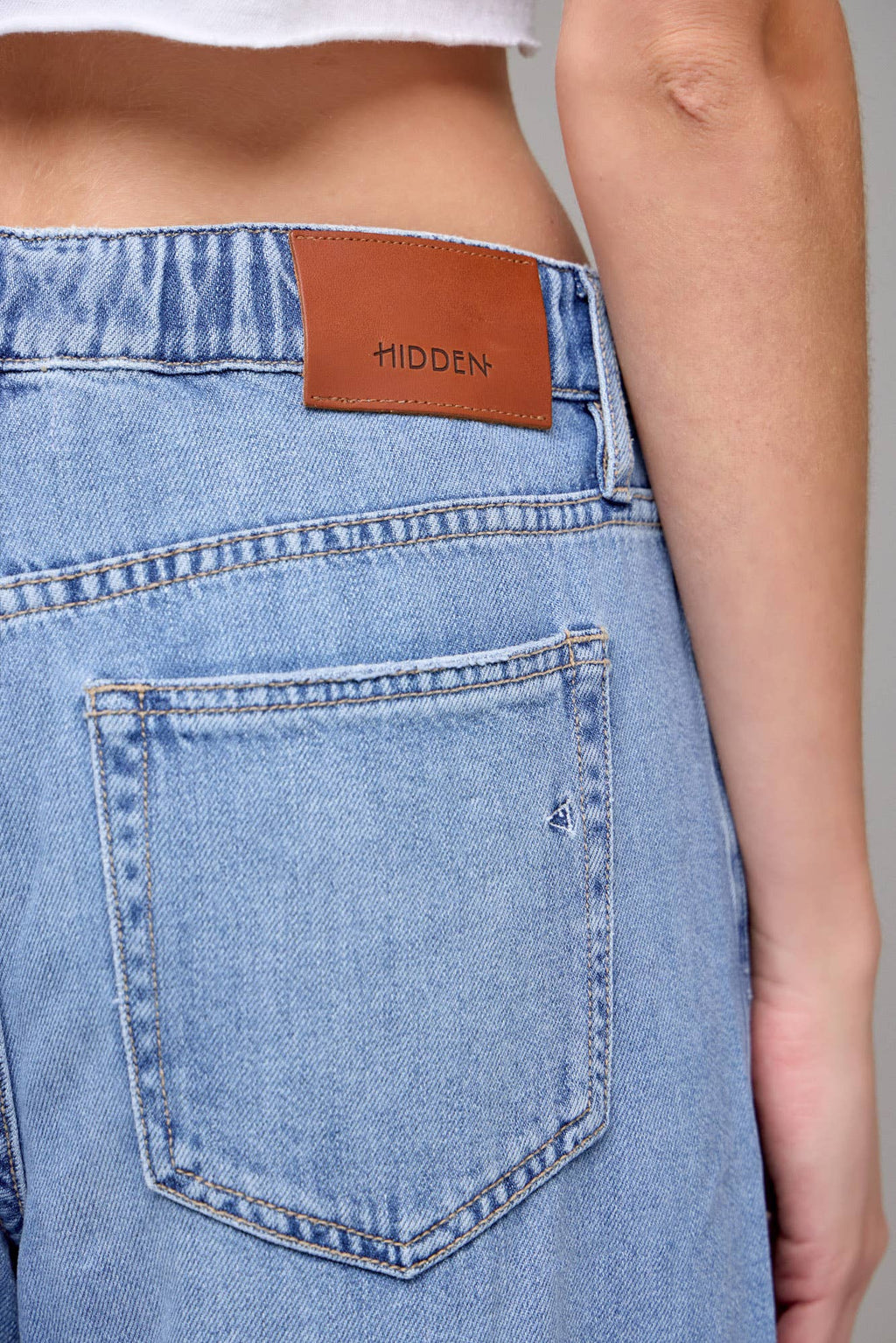 Hidden Jeans - SUPER SOFT ELASTIC WAISTBAND WIDE LEG